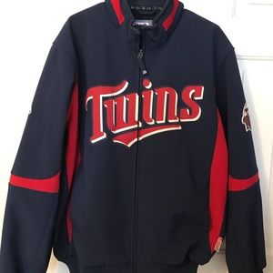Minnesota jacket like new smoke free